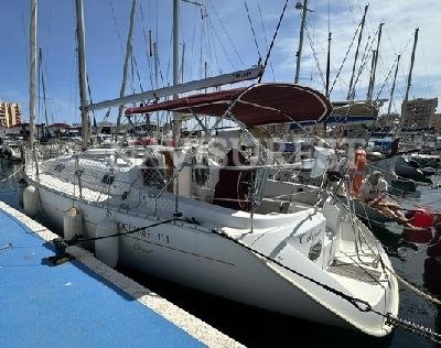 BENETEAU OCEANIS CLIPPER 311 · Veleros · 9.5 m
