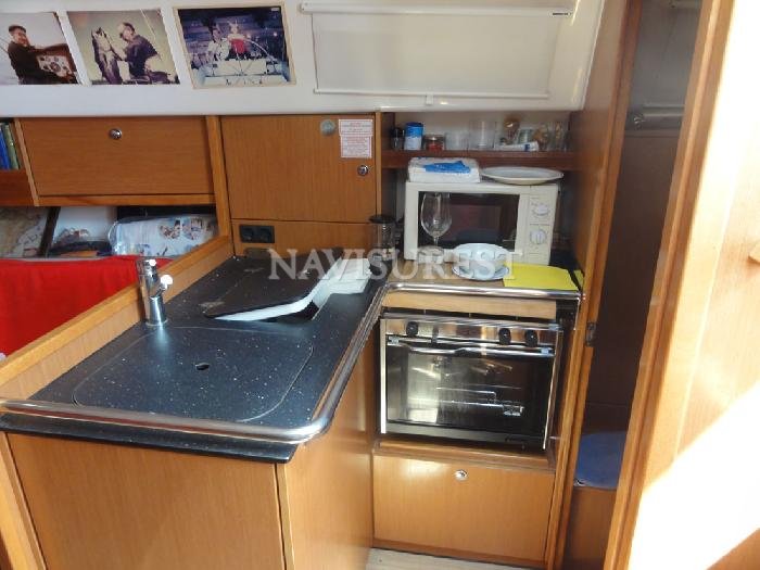 BAVARIA 32 CRUISER - foto 12