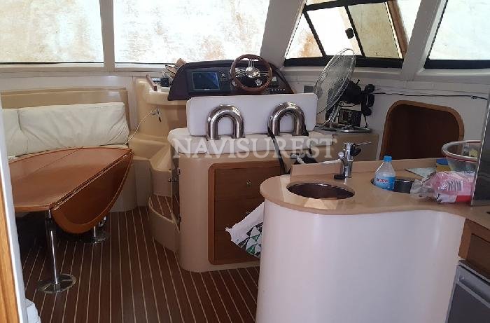 CATAMARAN FLASH CAT 43 FLY BRIDGE - foto 11