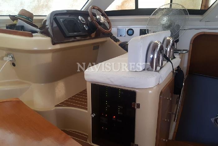 CATAMARAN FLASH CAT 43 FLY BRIDGE - foto 15
