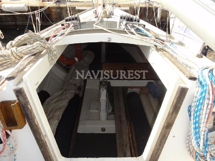 BENETEAU FIRST CLASS 8 CON CARRO - foto 3