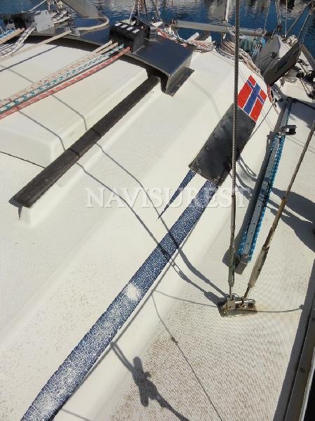 BENETEAU FIRST CLASS 8 CON CARRO - foto 15