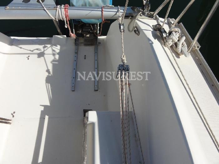 BENETEAU FIRST CLASS 8 CON CARRO - foto 19