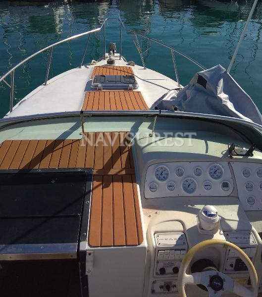 CROWNLINE 250 CR - foto 11